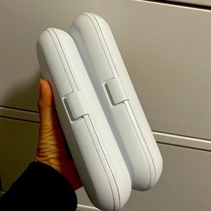 Philips  toothbrush travel case
